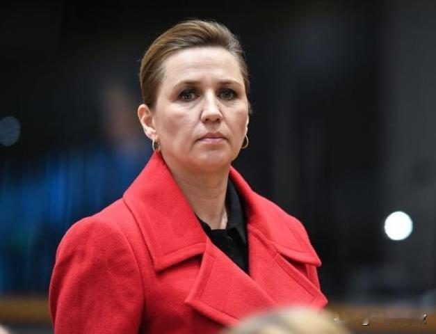 美国对丹麦出手了？本以为美国会在各国谴责后暂缓针对格陵兰岛的行动，却是没想到特朗