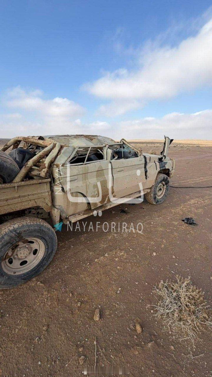 伊拉克安全部队在尼尼微省西南部执行侦察任务时遭遇炸弹袭击，2名士兵受伤，一辆皮卡