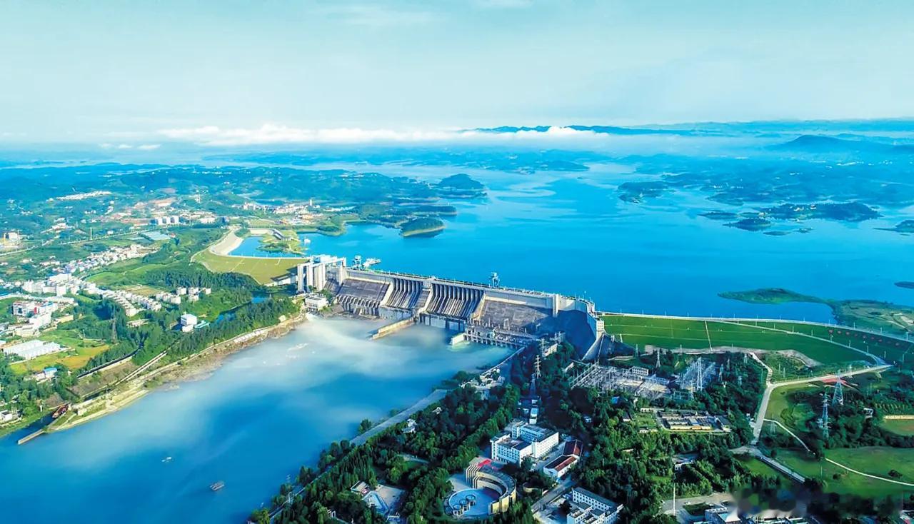 开始征集！丹江口面向社会公开征集宣传标语，邀您贡献智慧！ 为抢抓西十高铁开通重大