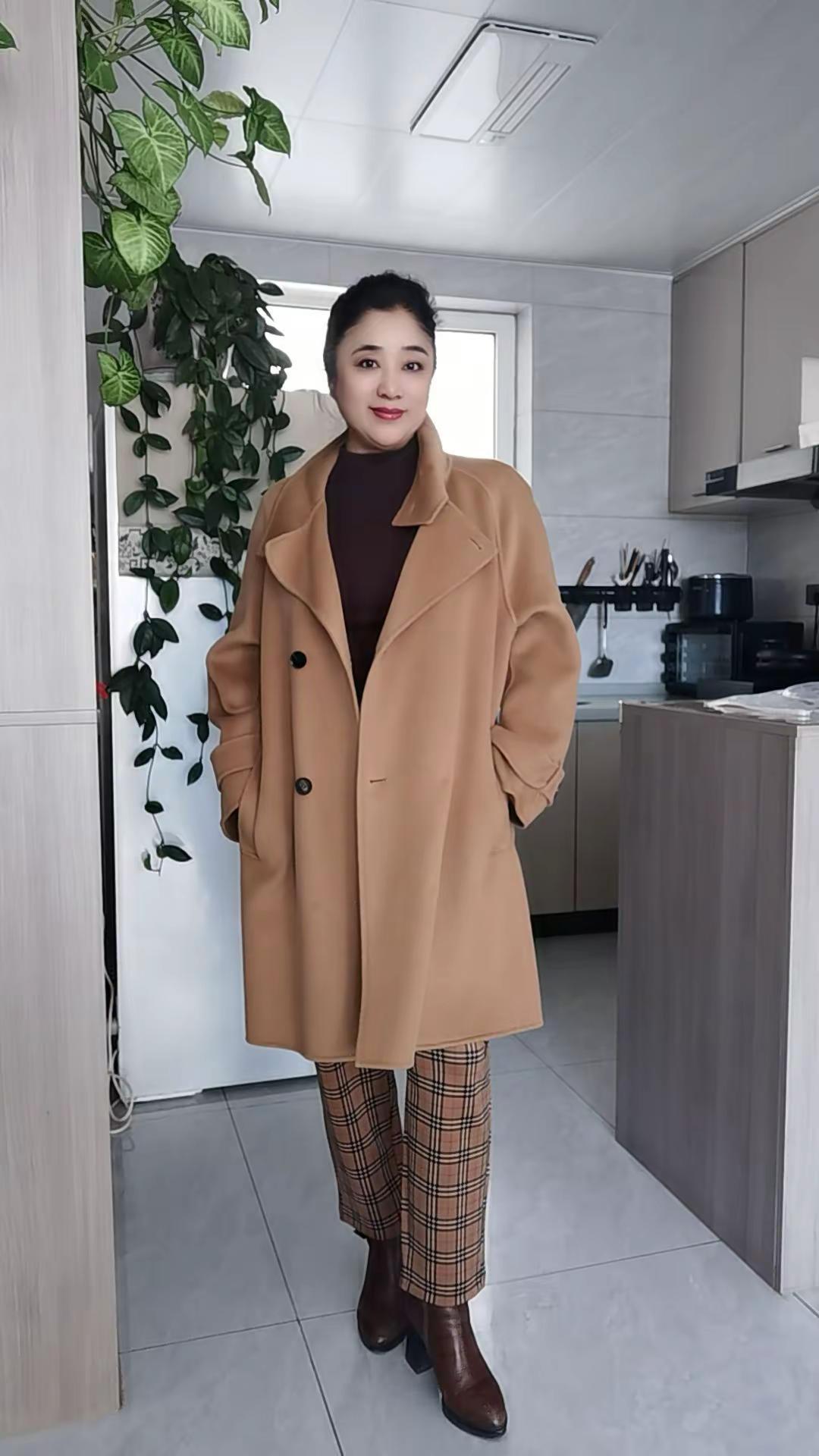 退休后，旅游鞋休闲装便是每天日常穿搭，舒服为主气质为辅一直觉得自己驾驭不好休闲装