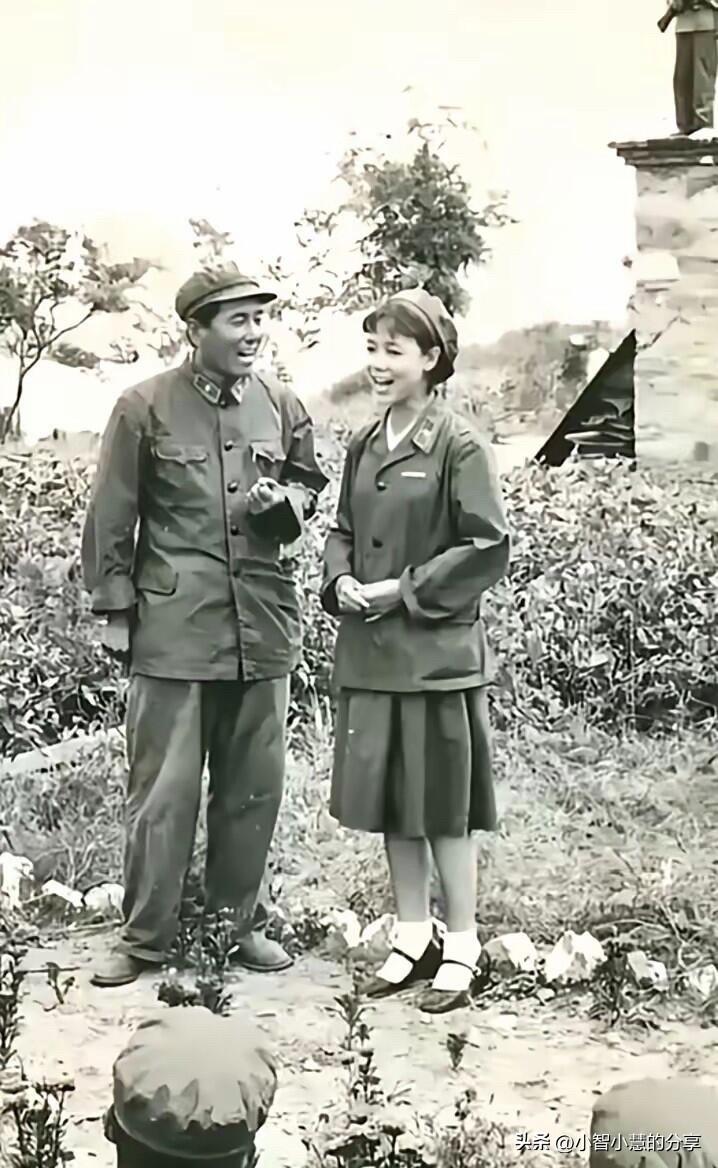 这是田华年轻时颜值巅峰的照片，完全是纯天然的美女，与美颜滤镜没有关，随便怎么看都