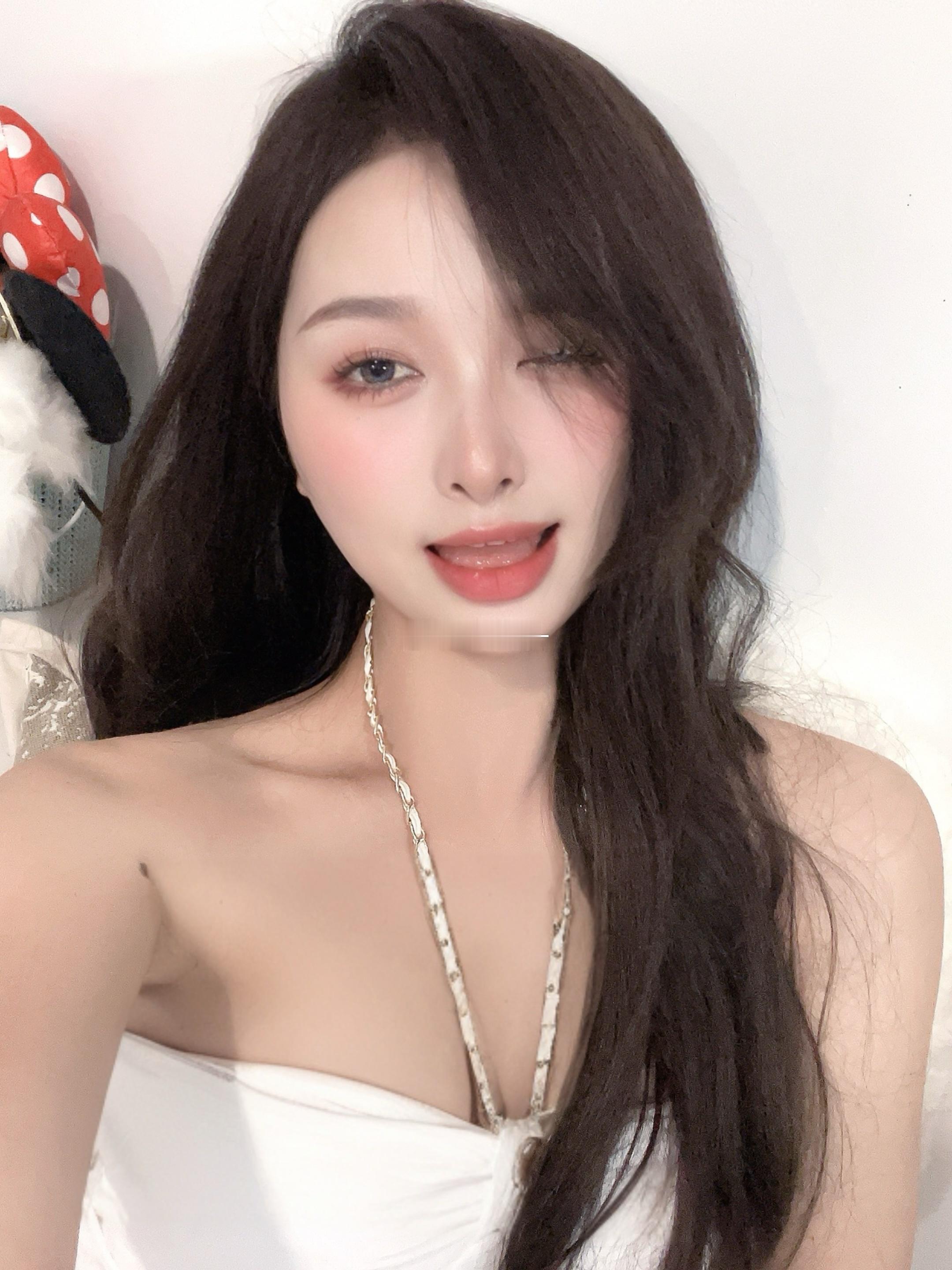 略略略😜  ​​​