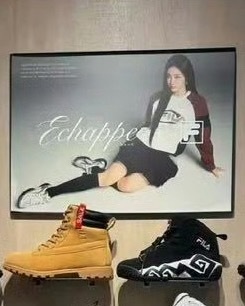 好大的全球代言人地广 有两双鞋那么大 