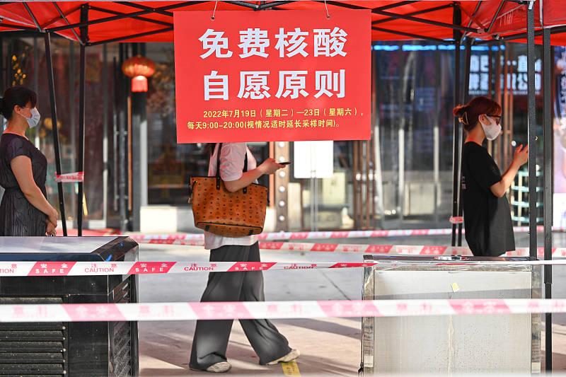 有个事情实在搞不明白！被我们严防死守了三年，谨小慎微的度过了这么久胆战心惊日子的