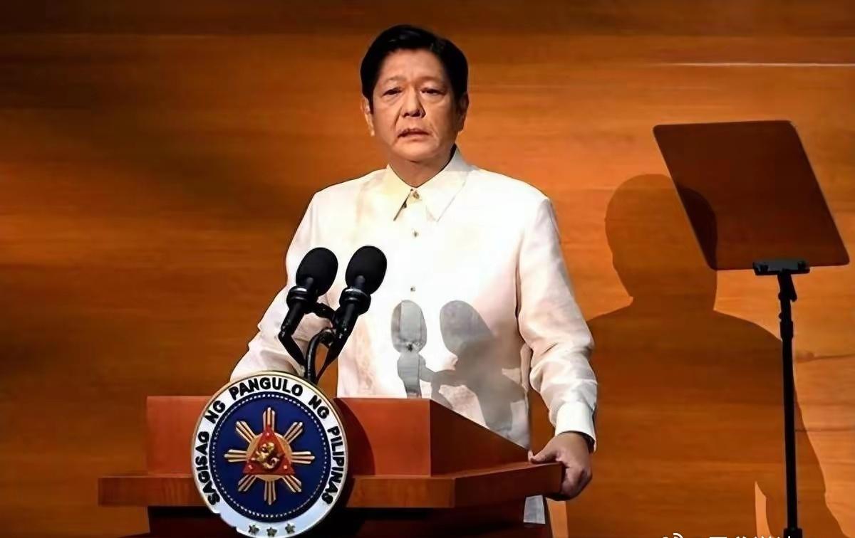 马科斯在莎拉危机中操弄司法清算，彻底点燃民怨！民众涌上街头，正是用行动给他补上最