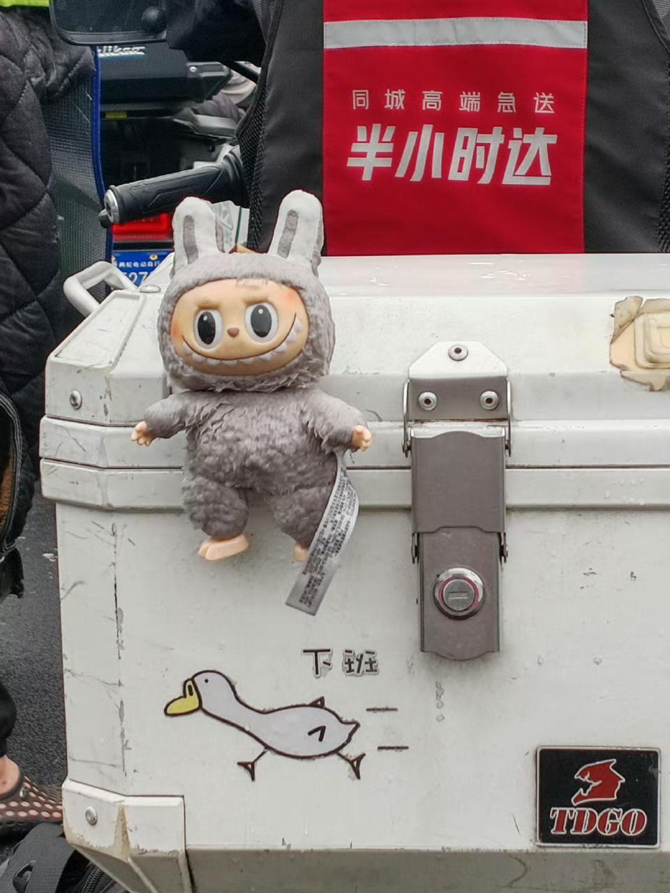 泡泡玛特中止labubu韩国线下销售确实看不懂，但大受震撼[并不简单] ​​​