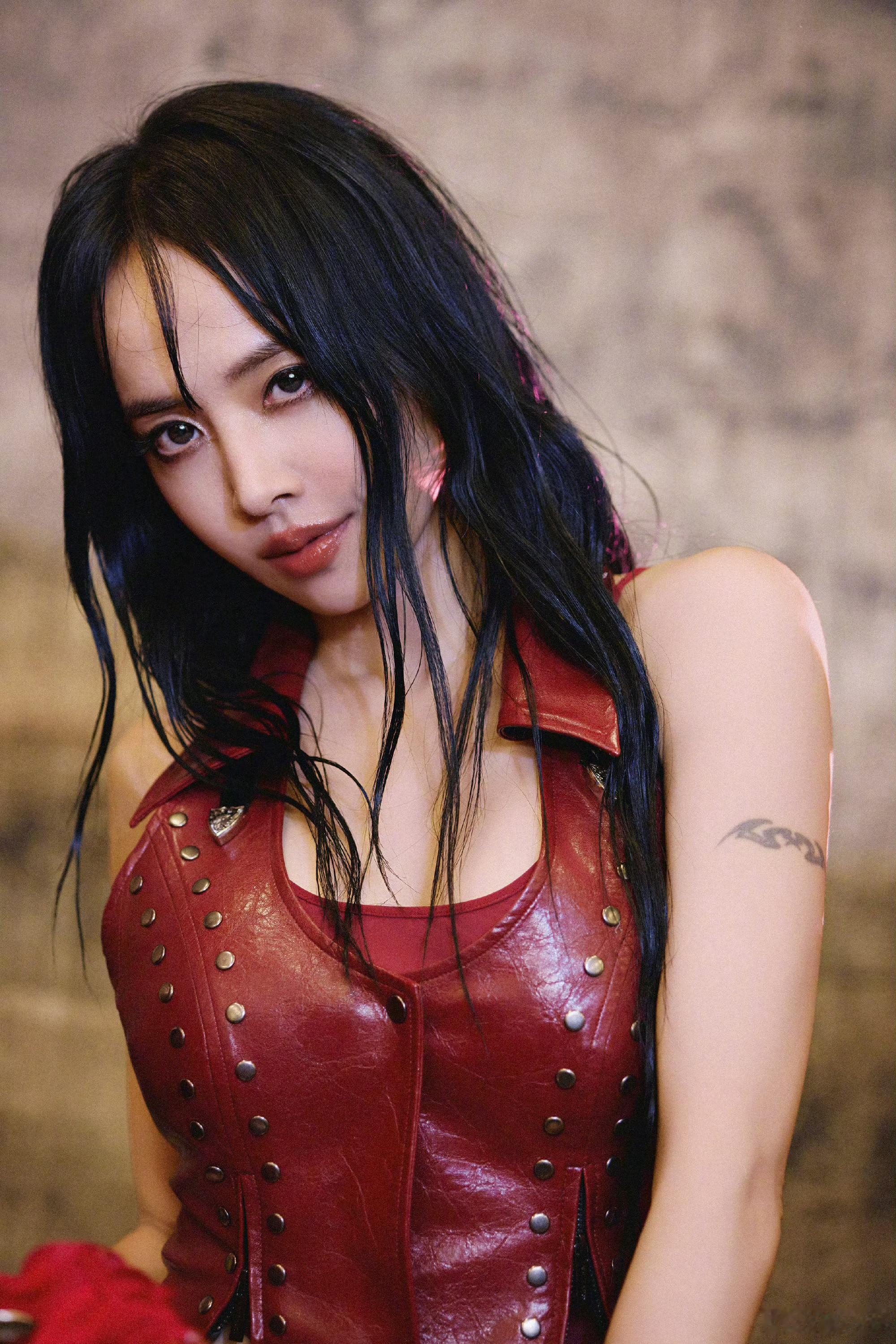 台媒曝蔡依林让好友帮忙介绍对象 据台媒1月7日报道，蔡依林曾拜托友人帮忙介绍对象