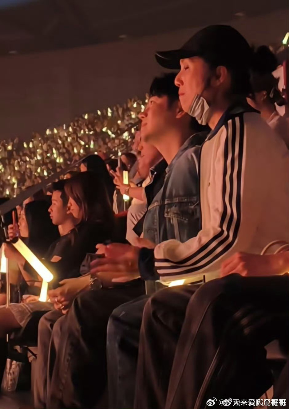 杨千嬅、陈奕迅今天也在看单依纯演唱会 