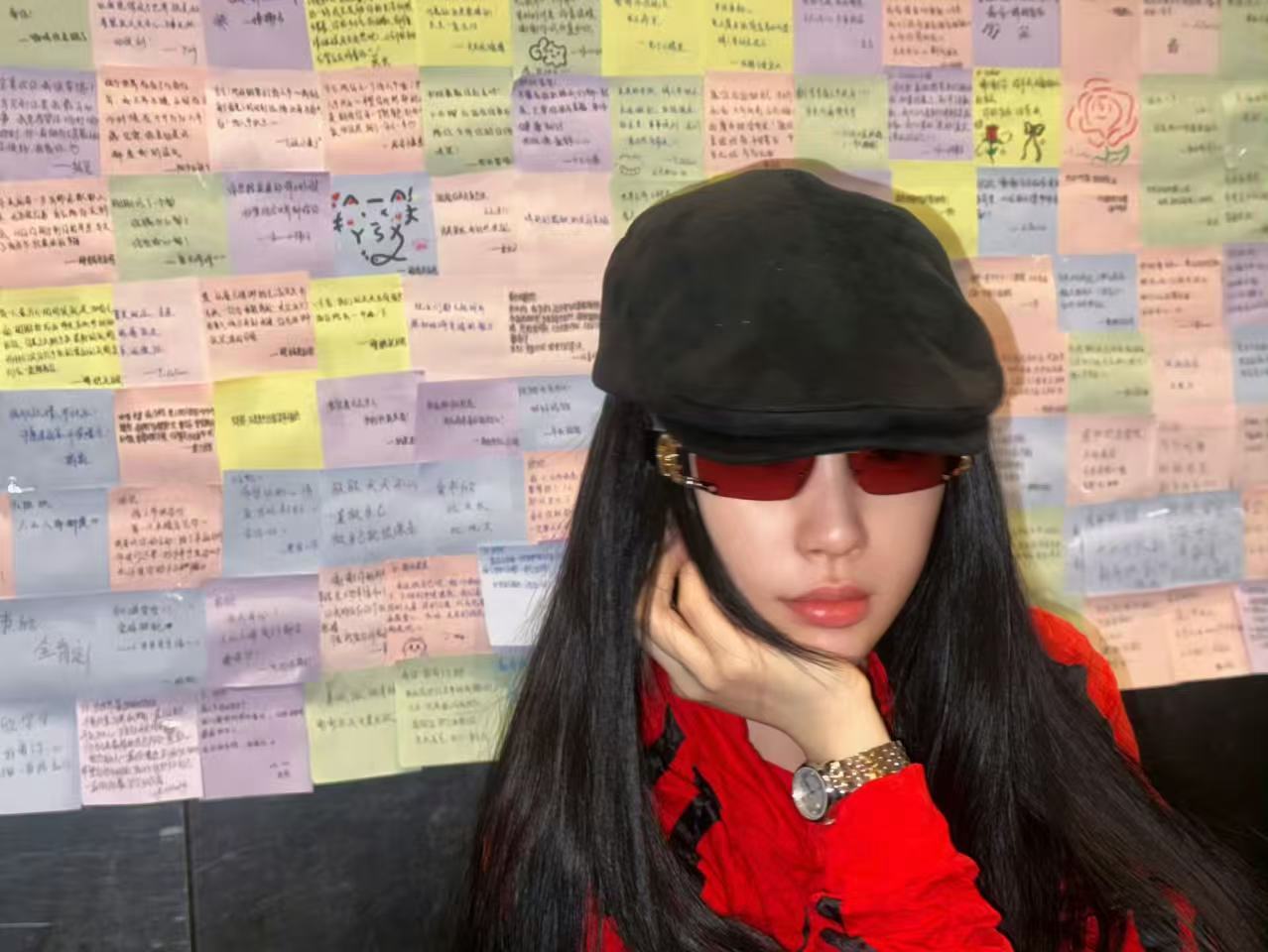 虞书欣晒粉丝留言墙虞书欣打卡留言墙 哇！ 虞书欣晒粉丝留言墙啦！ 