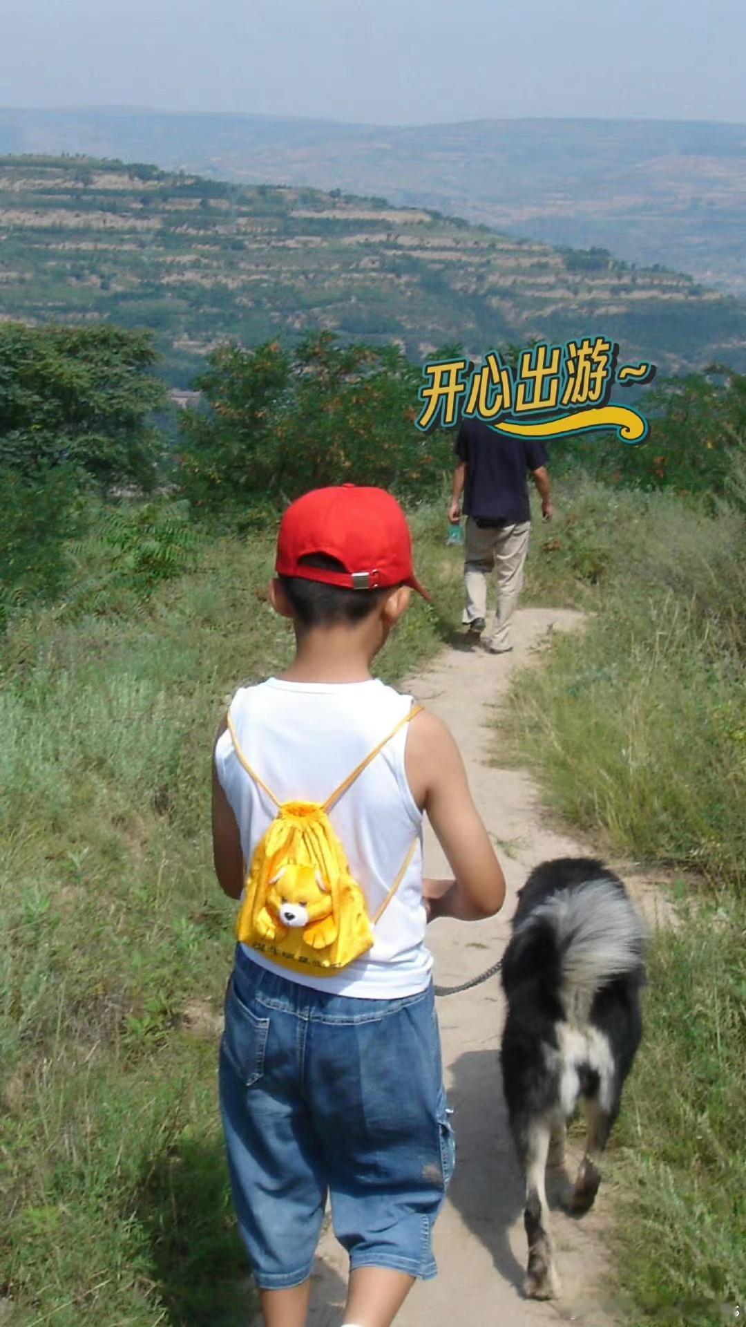 #黄子弘凡[超话]##黄子弘凡青环使不完的牛劲#  黄子弘凡又有新常驻综艺了！在
