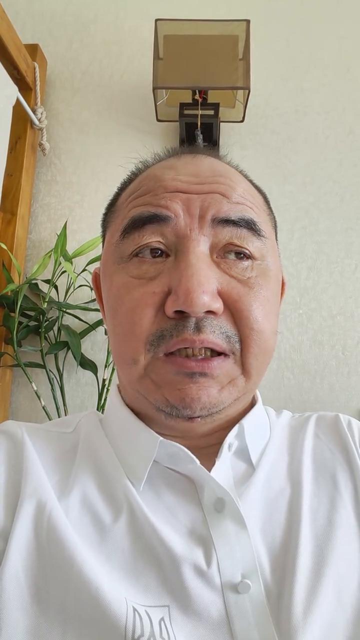 亲爱的朋友们大家好，我是你们的好朋友财富基因。今天是二零二六年八月一号，今天是建