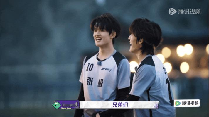 好开心呀孩子们 “进攻！”   “冲！” ​​​