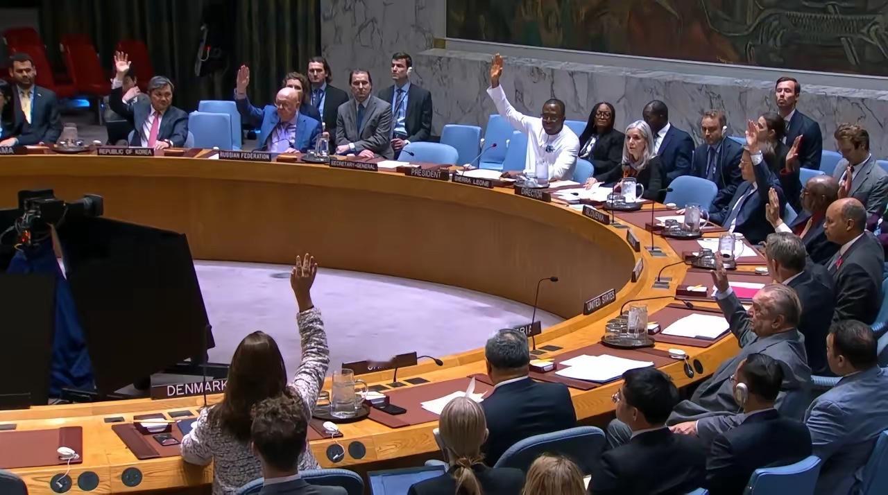 安理会14票赞成解除对叙利亚相关人员制裁，中方投弃权票

联合国安理会以14票赞