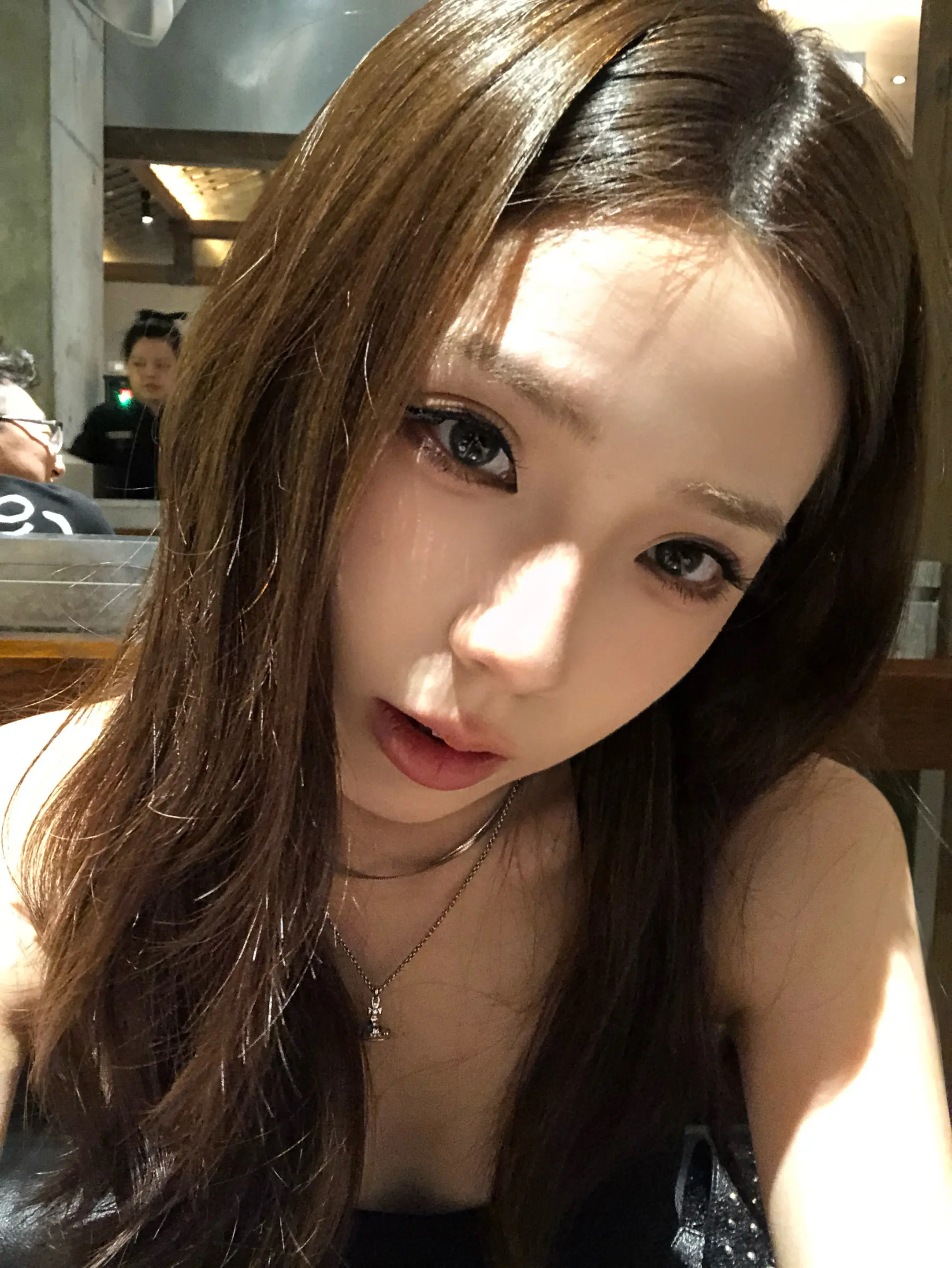 人与人的缘分 不是一场不出门就能避开的雨。