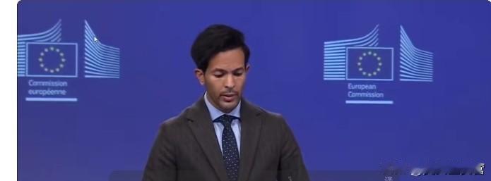 欧盟委员会外交事务发言人表示，尽管俄罗斯威胁对乌克兰进行大规模袭击！但欧盟没有从