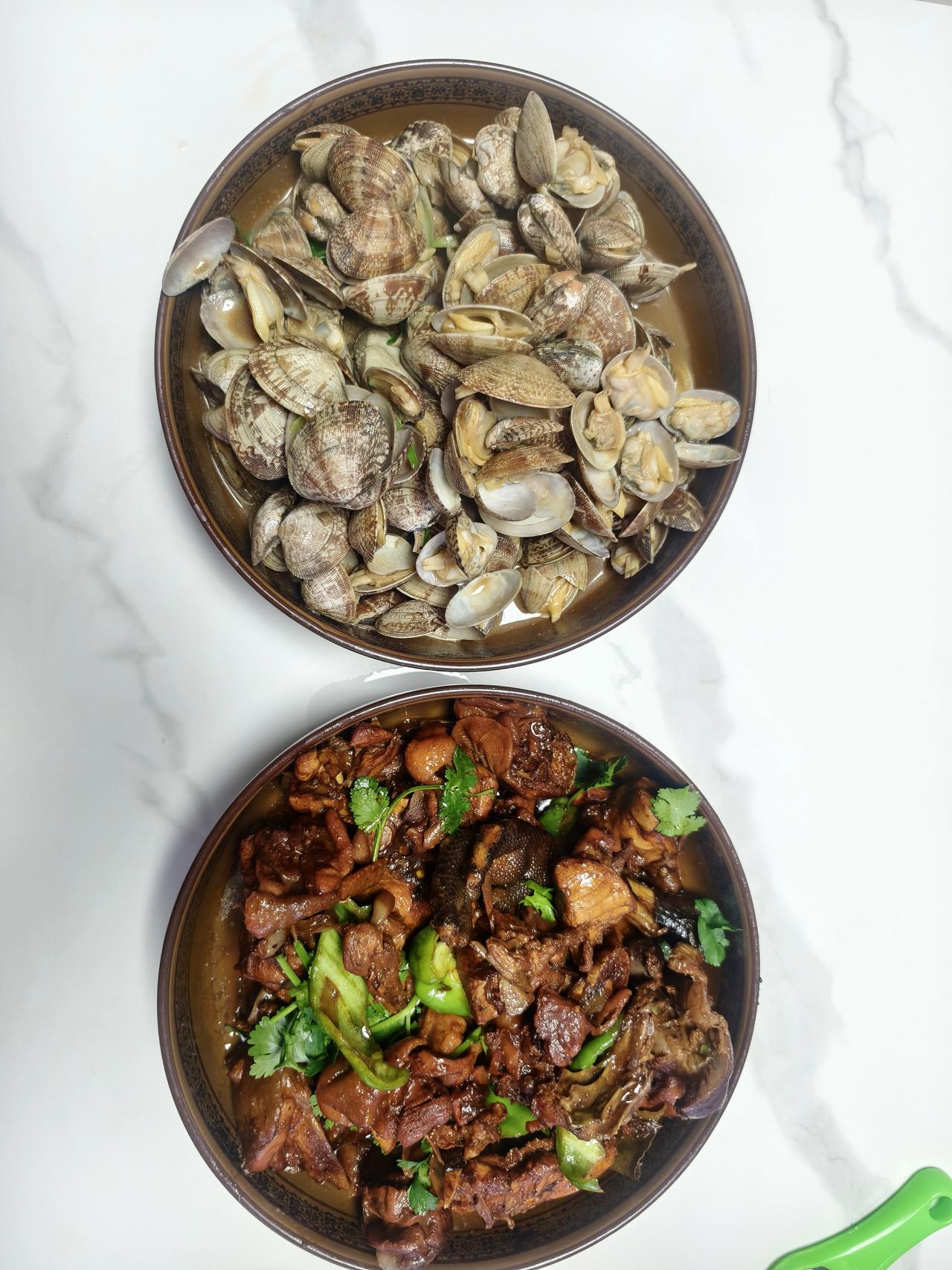 全职妈妈的一天
就是要变着法的给孩子做好吃的！才能保证孩子能健康成长，快乐长大！