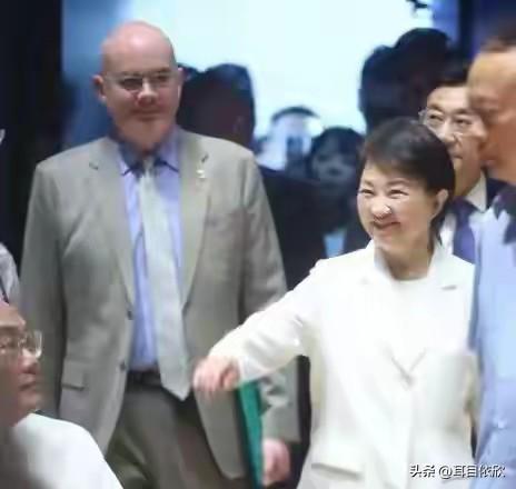 借美造势、以武谋权！卢秀燕合办美台无人机论坛，暗藏何种野心？
 
昨日台中市政府