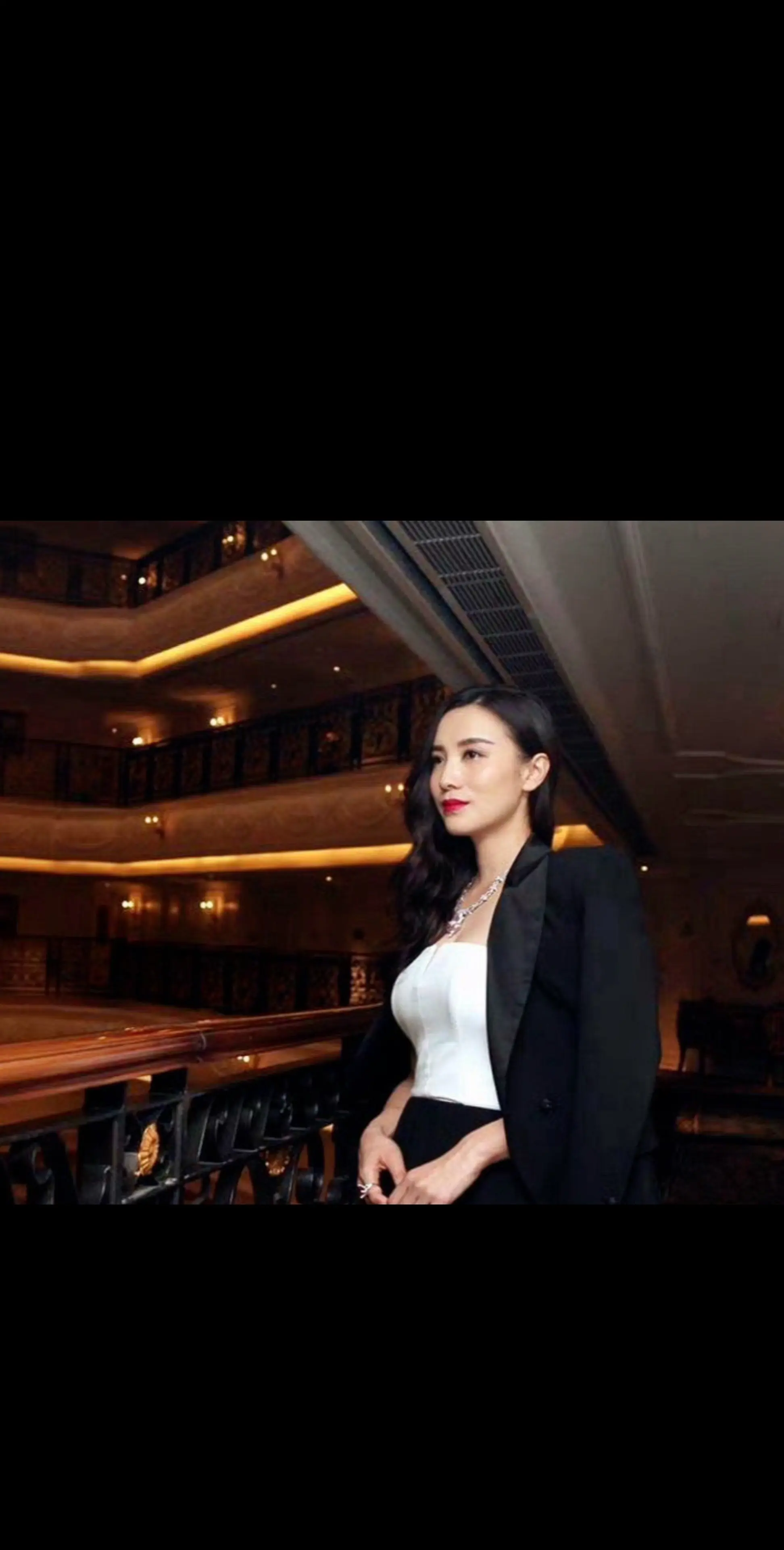 姐跟粤语歌简直绝配。姐太美了无法直视