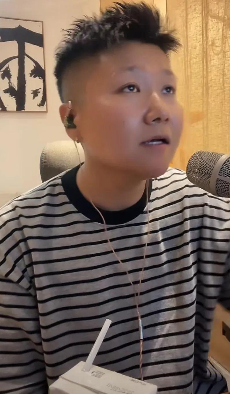 200粉到5000人，她只用三个月

深夜12点，别人下播，她开播

不辣锅，真