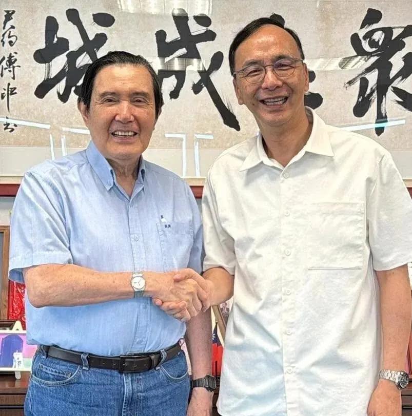 朱立伦还是有点担当的，下周就是马英九76岁的生日了，但由于金傅聪给马英九基金会闹
