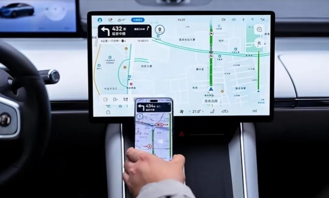 一场突如其来的导航危机，南京整座城市的交通系统瞬间陷入瘫痪，引发了全市范围内的混