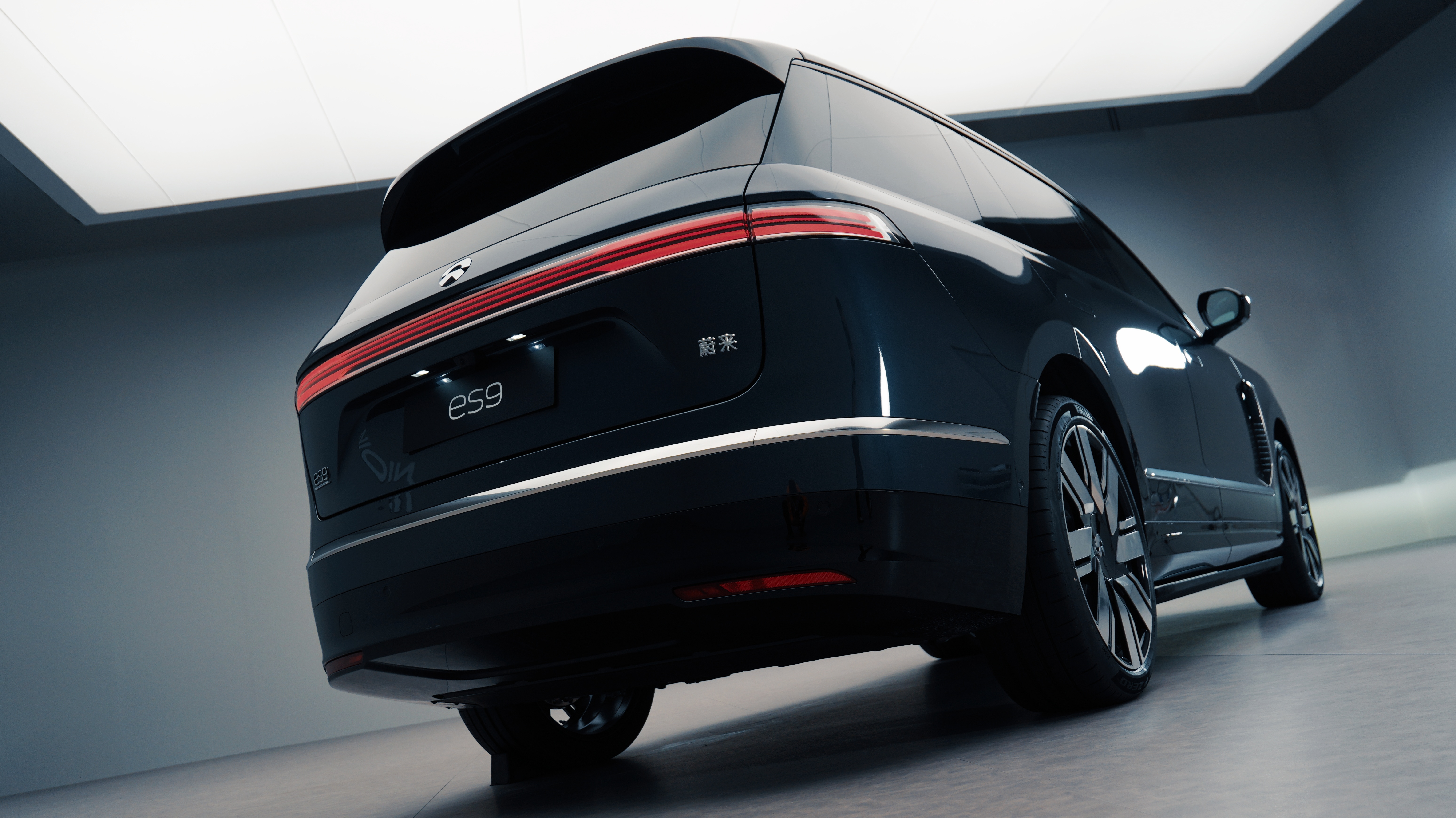 随手拍一下蔚来es9 气场很很很很强大蔚来ES9蔚来