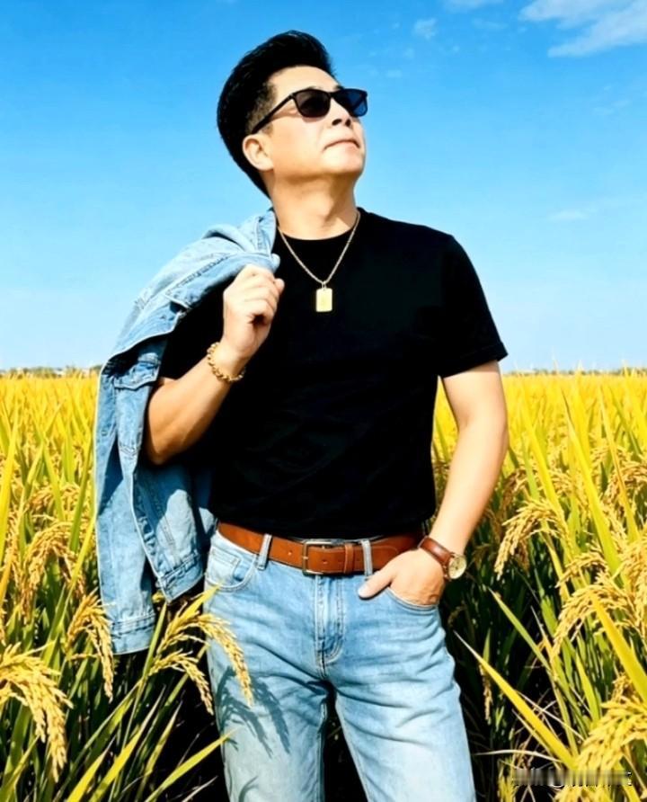 许多疲惫，从来不在世事，而在人心。我们总爱纠缠过往、纠结得失，为一句旧话耿耿于怀
