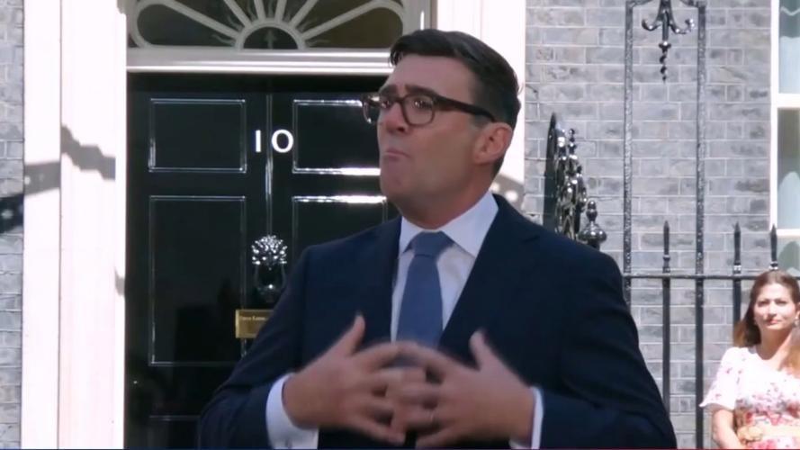英国新首相伯纳姆表示：“我会明确告诉泽连斯基，所有事情都没有发生变化。我会像基尔