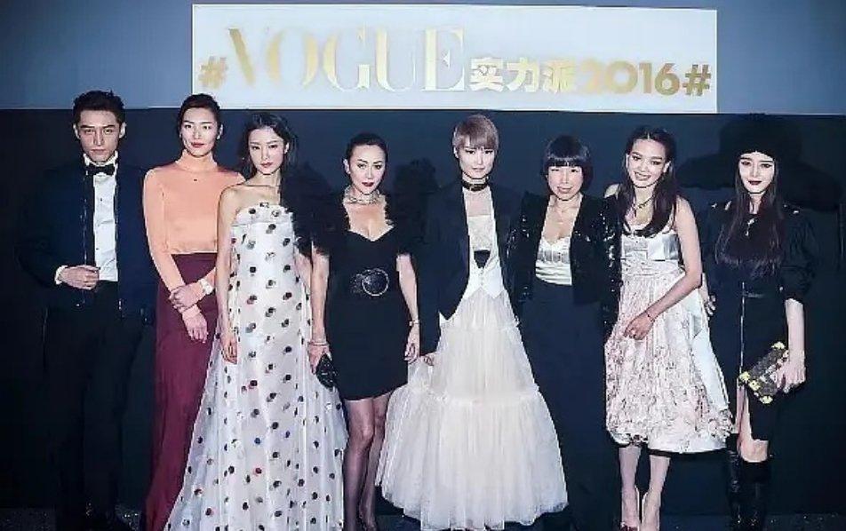 中国女演员里咖位最高的是不是李宇春 ​​​