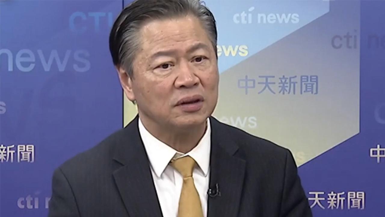 赖岳谦教授建议中国政府调整对外战略原则，把“我们不惹事、但也不怕事”中的“不惹事