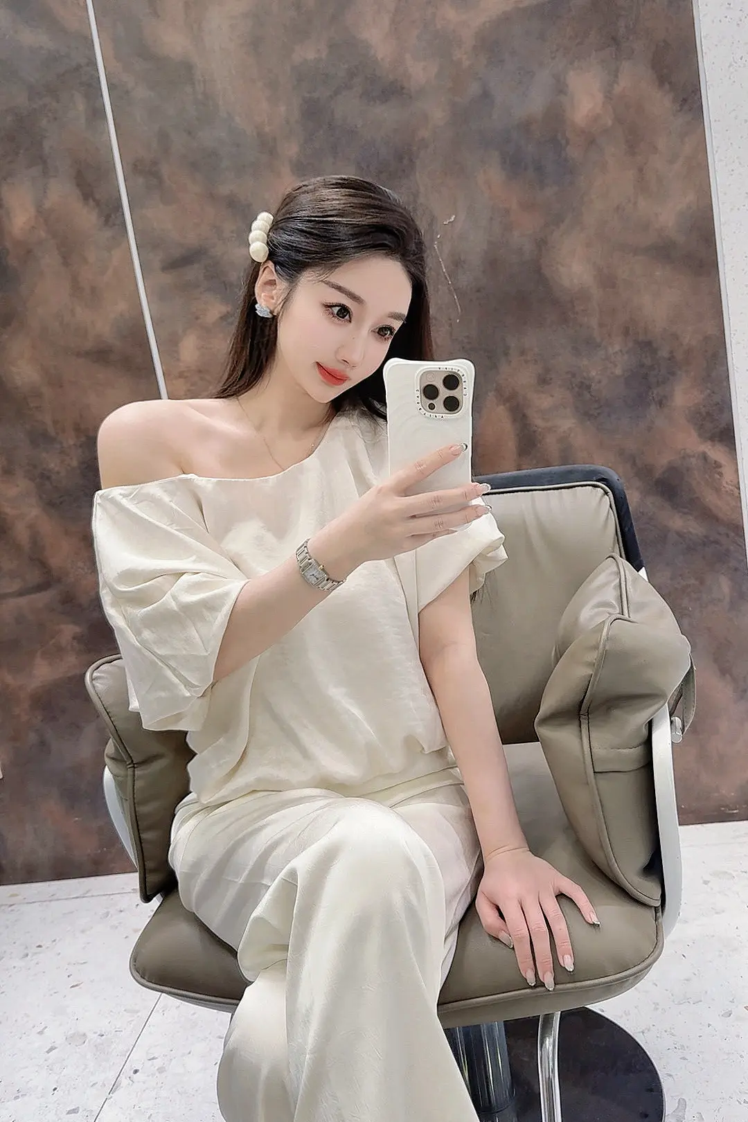 今年的𝟓𝟐𝟏是小满  在这个“小满胜万全”的时节，愿你我： 不贪...