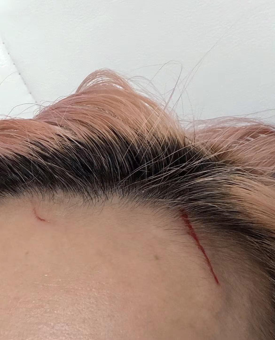 高启兰同款眼镜我谢谢你🙏 高启兰同款眼镜 安全拍摄路段请勿模仿 道具太美了不能