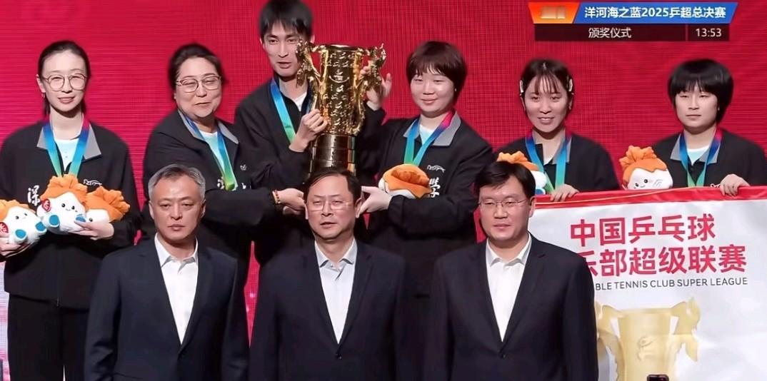 只有想不到，没有做不到！

深大这次夺冠真的很惊喜

也证明了一个事实，深大梯队