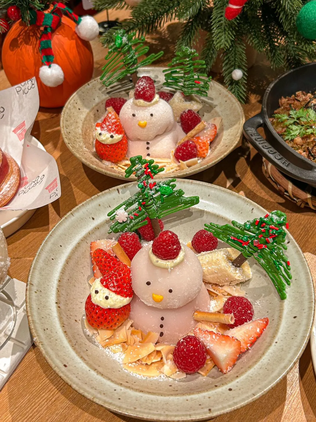 杭州新开的……圣诞草莓雪人大福好可爱🥺🥺