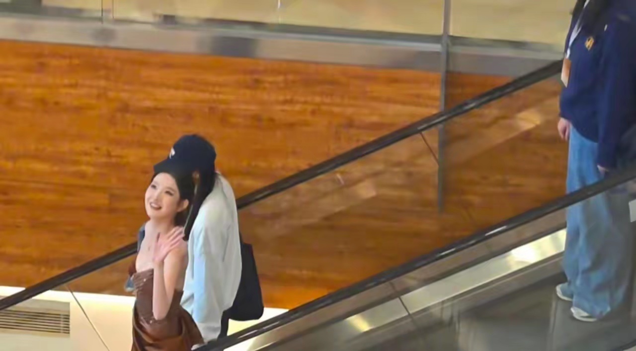 见到王玉雯这身材，感觉迪丽热巴还差点意思！ 