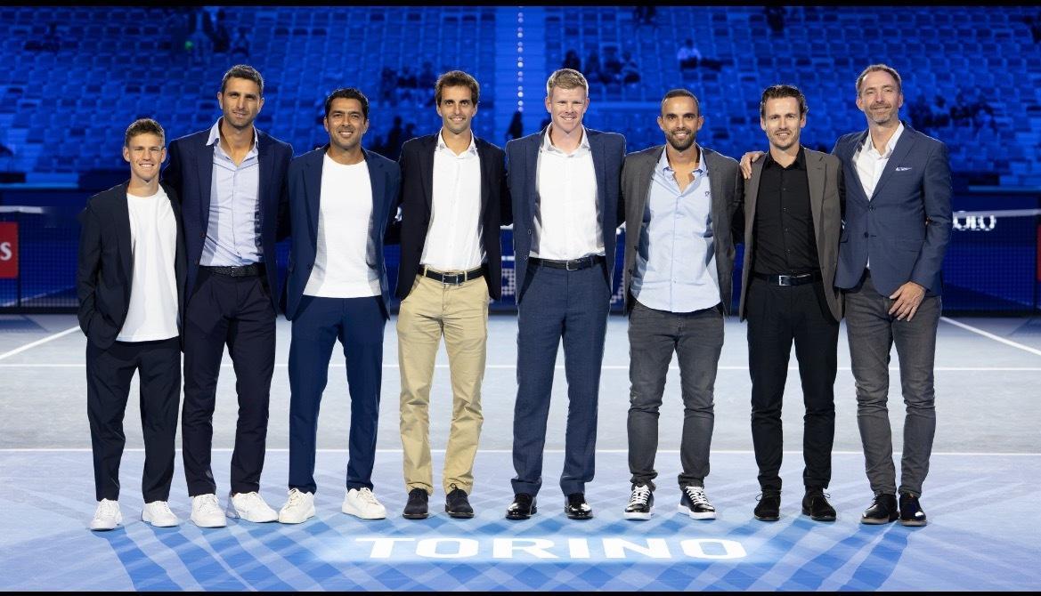 今年的总决赛照例为今年退役的部分球员办了集中退役仪式：施瓦茨曼、埃德蒙德、拉莫斯