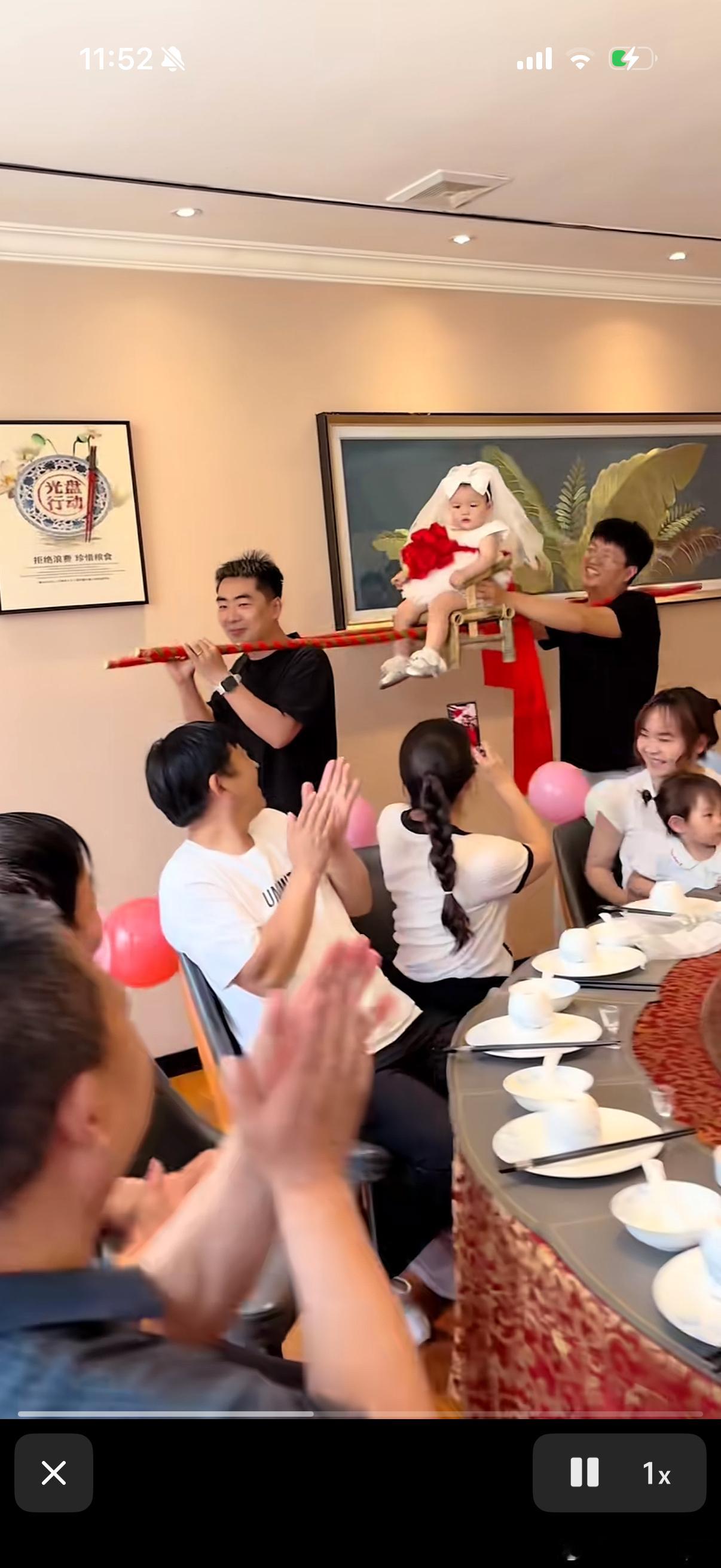 刚刷到这个视频，不知道为什么我想要闺女的心达到顶峰！！！ 