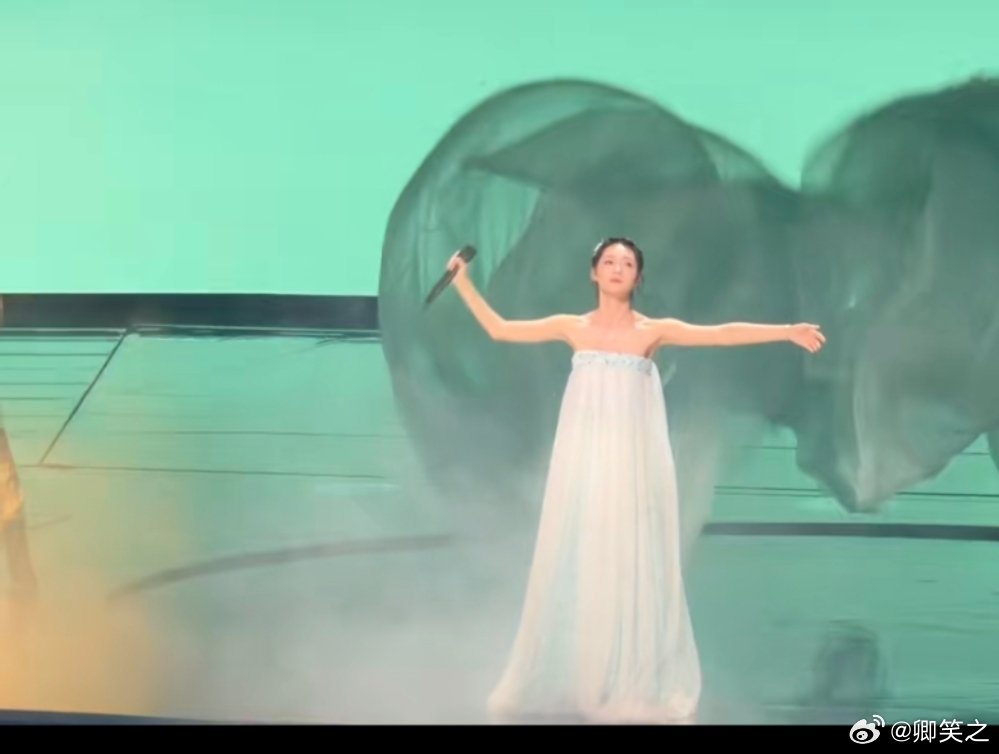 段奥娟再唱凡人段奥娟炖煮红蒸凡人旋律再响起，段奥娟声线温柔抚心弦。炖煮红蒸香满屋