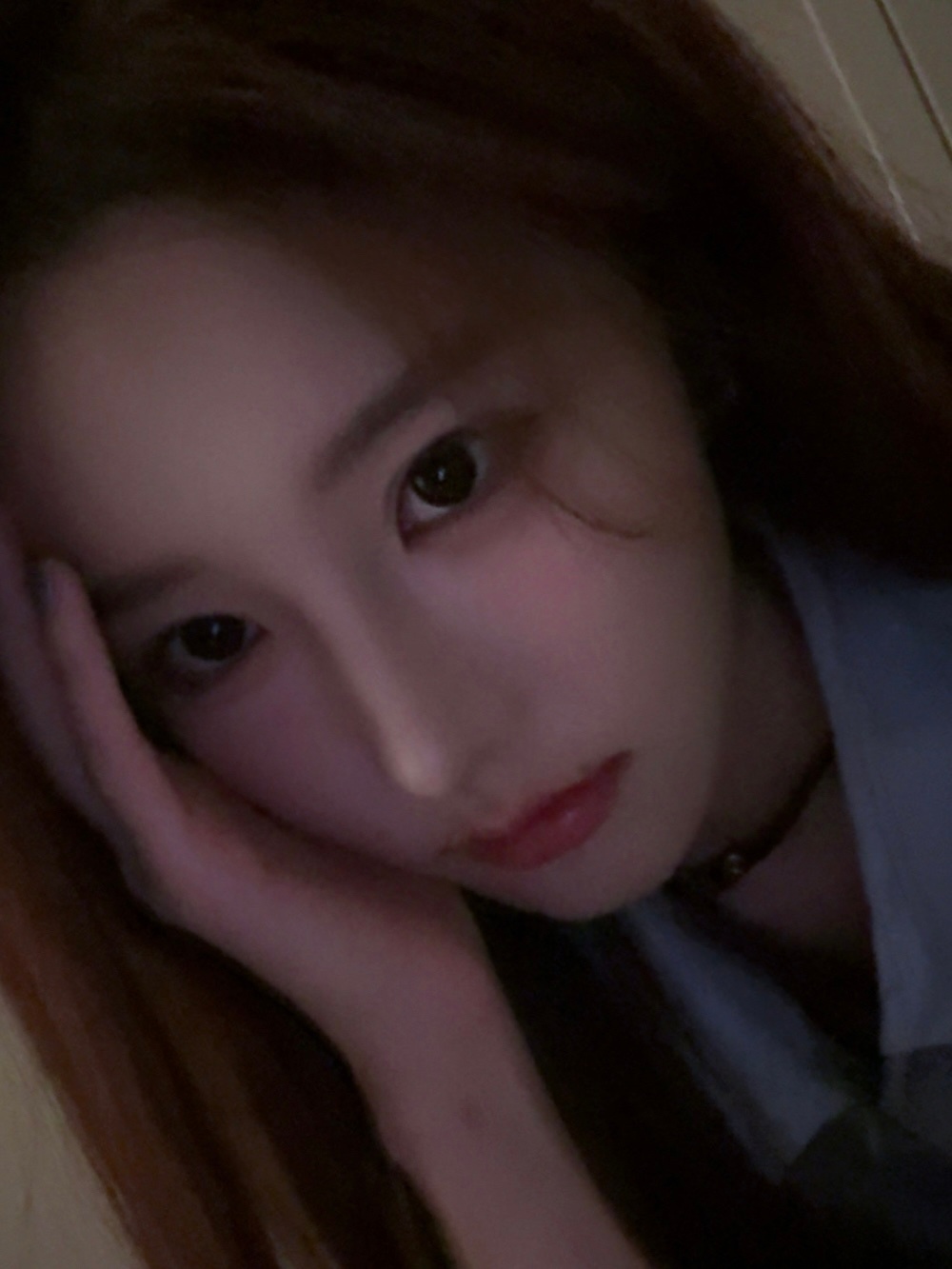 我至今想不明白为何直着播 要去拿个choker戴上那我听到的应该是choker的
