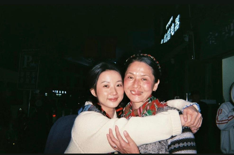 “你一定要好好读书，拼命读，走出去离开这里，你要做天上的雄鹰，展翅高飞，而不是做