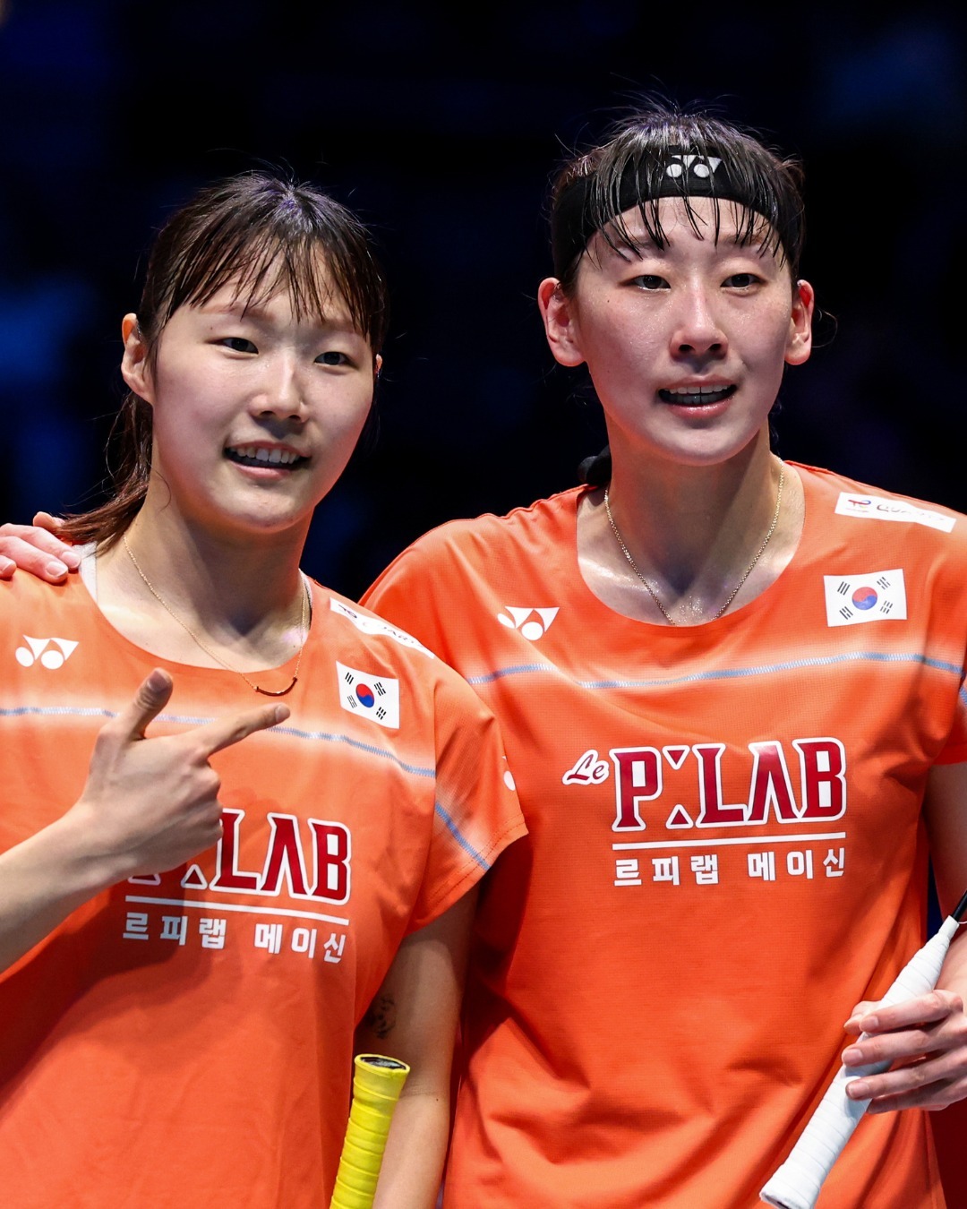 白荷娜/李绍希🇰🇷 21-8、21-16 🇺🇸王曦曦/盖骆2026年新加