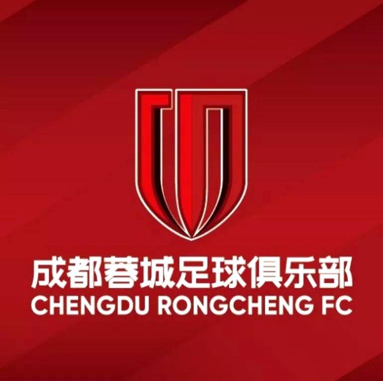 成都蓉城下个赛季想争冠，可以优先考虑用青岛海牛的韦林顿。
那边韦林顿自己发动态说