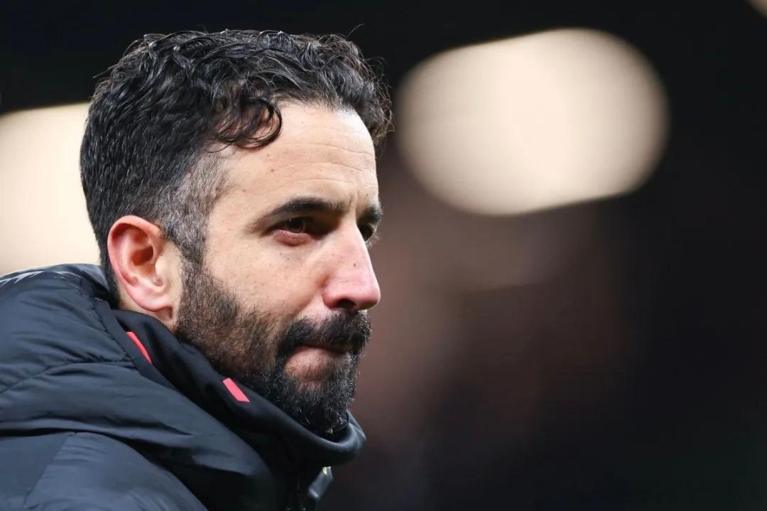 葡萄牙🇵🇹主教练阿莫林被曼彻斯特联解雇 