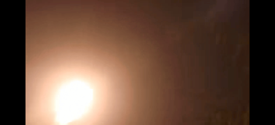 许久没有看到伊朗发射弹道导弹打击中东地区美军基地了。现在，伊朗官方发布了前天夜间