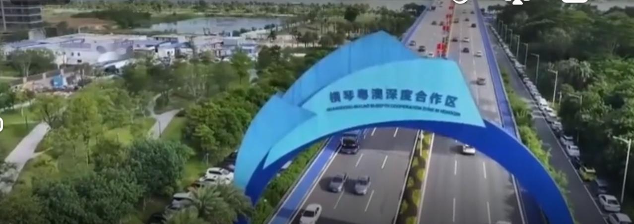 眼下华南多地正式进入前汛期，强降雨、浓雾天气持续来袭。连绵阴雨笼罩城乡，河道水位