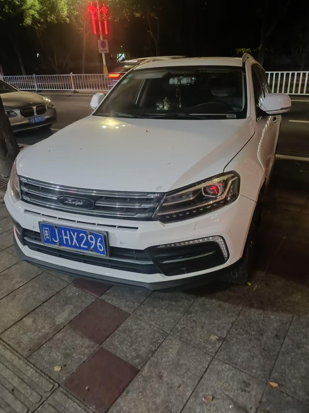 #存款多少能买10万左右的车##汽场全开# 人生首辆车，够首付就启航 🚗✨He
