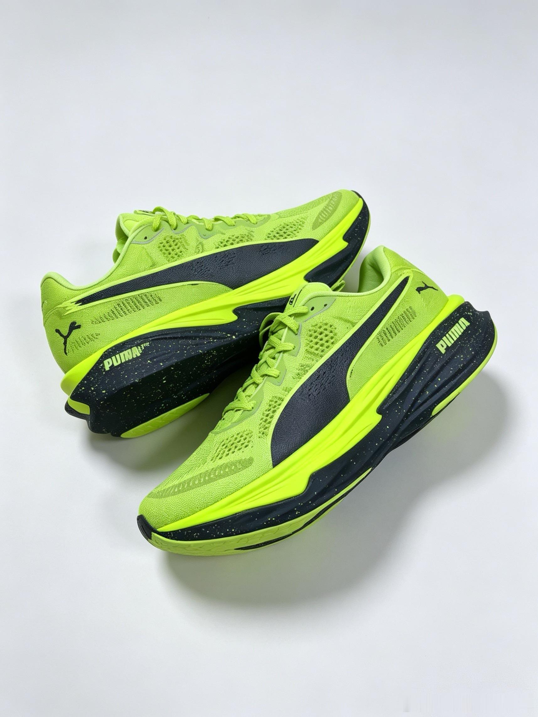 跑步[超话] PUMA NITRO ELITE4开箱纯享亮眼的荧光绿配色上脚辨识