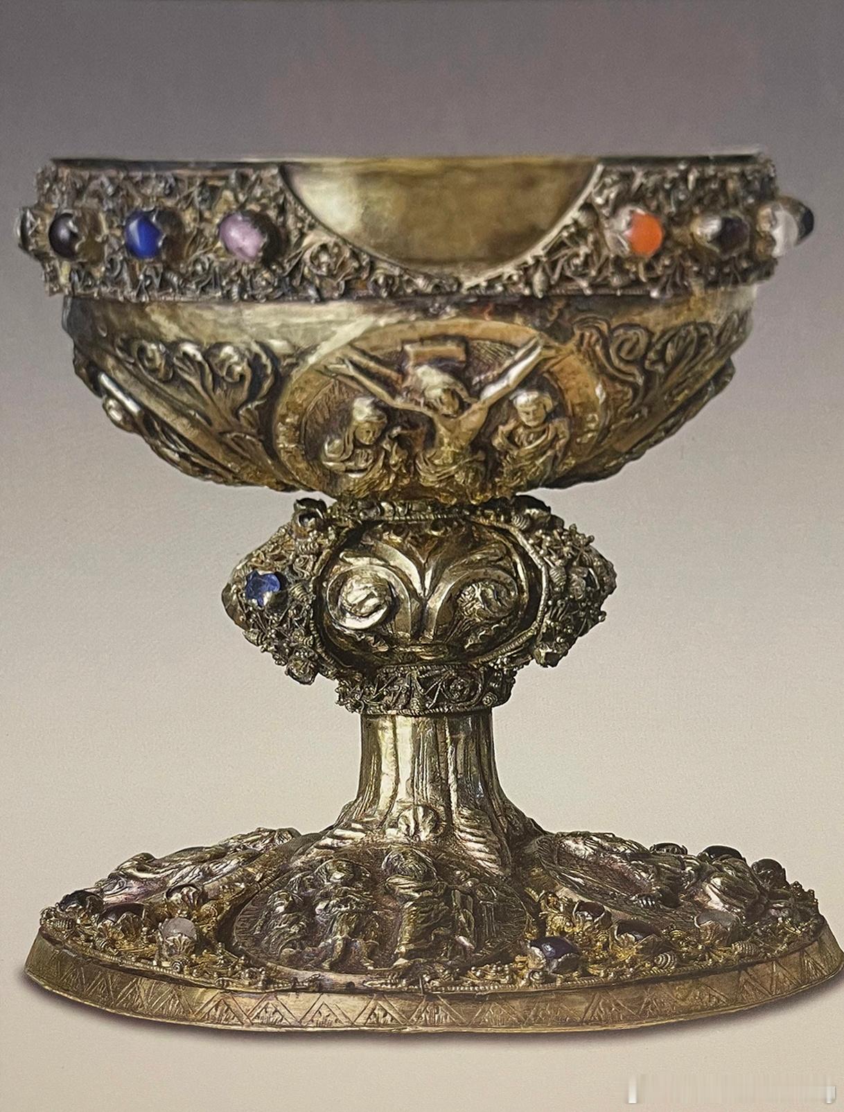 # 罗马式时期艺术  ROMANESQUE # 祭器：圣餐杯、圣盘、圣餐盒及其它