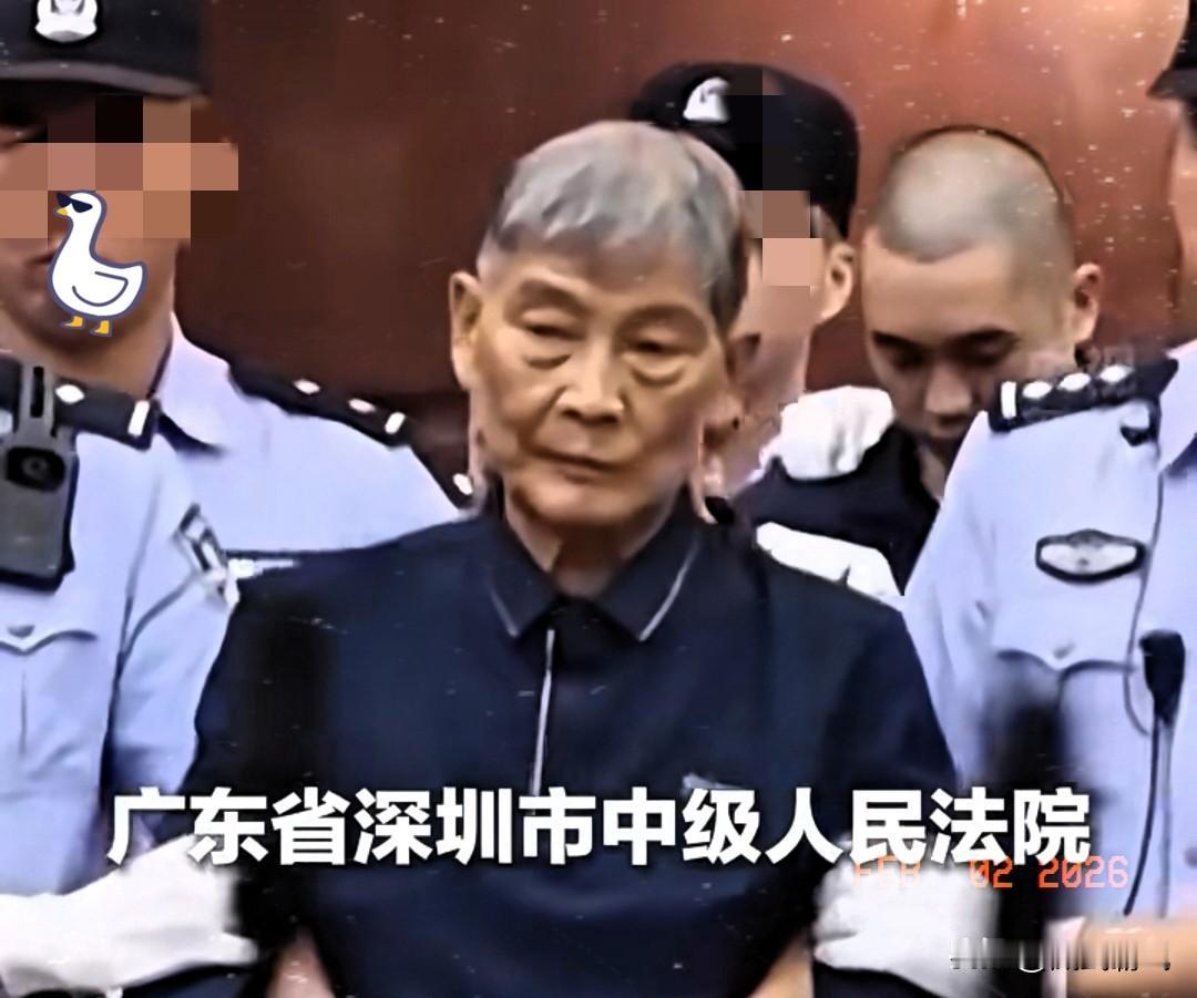 白应仓已经被注射，没想到他爹白所成倒是捡到一个天大的便宜，

他没有等来被注射，