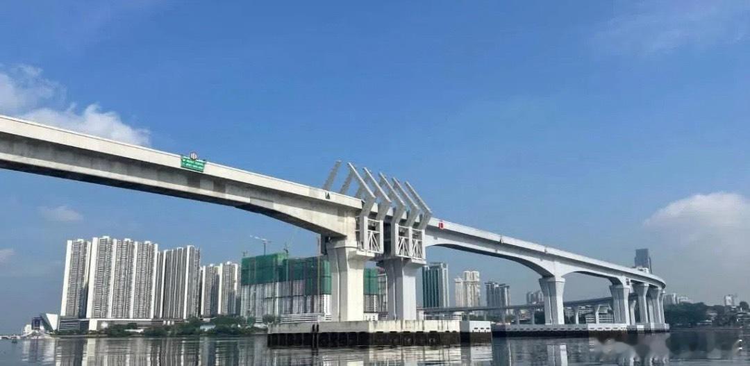 新柔地铁系统兀兰北站正式完工，未来通车后，公众乘搭汤申—东海岸地铁线到兀兰北站，